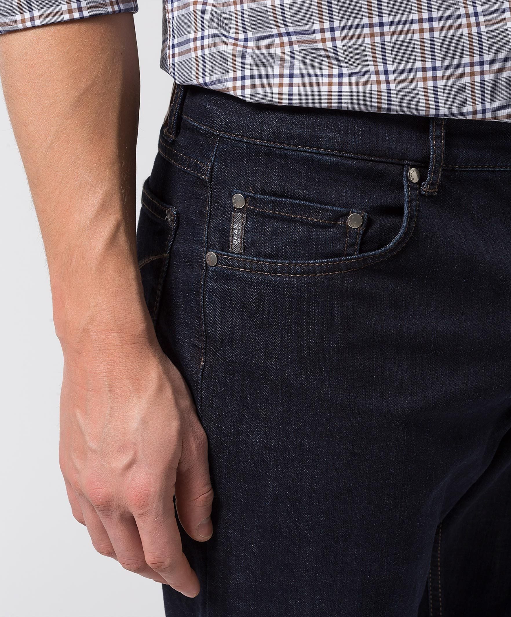 BRAX Jeans voor heren online | Gratis verzending voor de meeste BRAX Jeans voor heren online | Gratis verzending voor de meeste